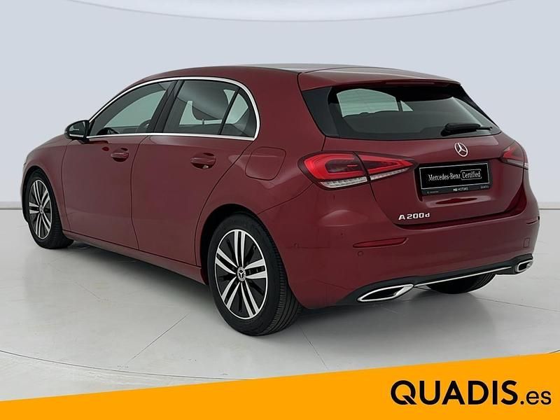 Usado Mercedes A150 150 CV (110 kW) 2022 Rojo
