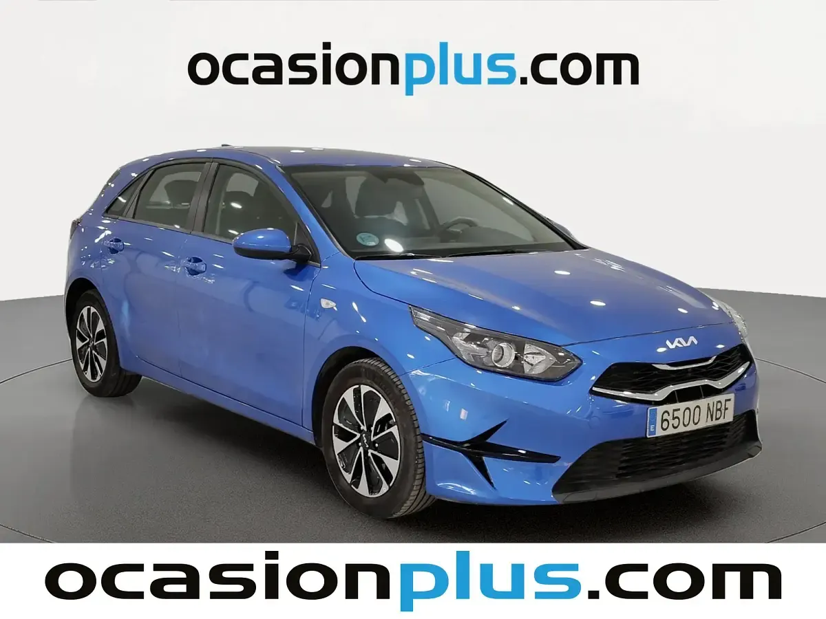 Usado Kia Ceed 100 CV (73 kW) 2025 Azul Utilitario