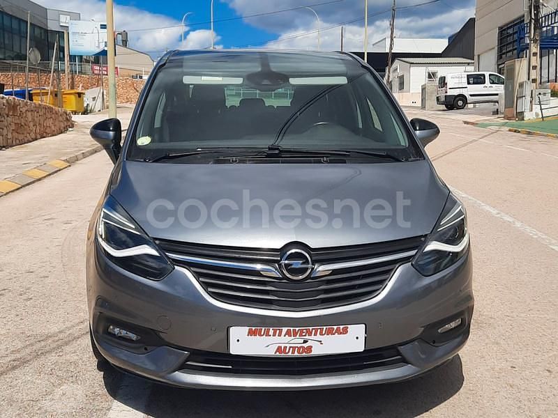 Gris / plata Usado 2017 Opel Zafira Excellence Monovolumen | 11.900 € (Buen precio) - Imagen 1/4