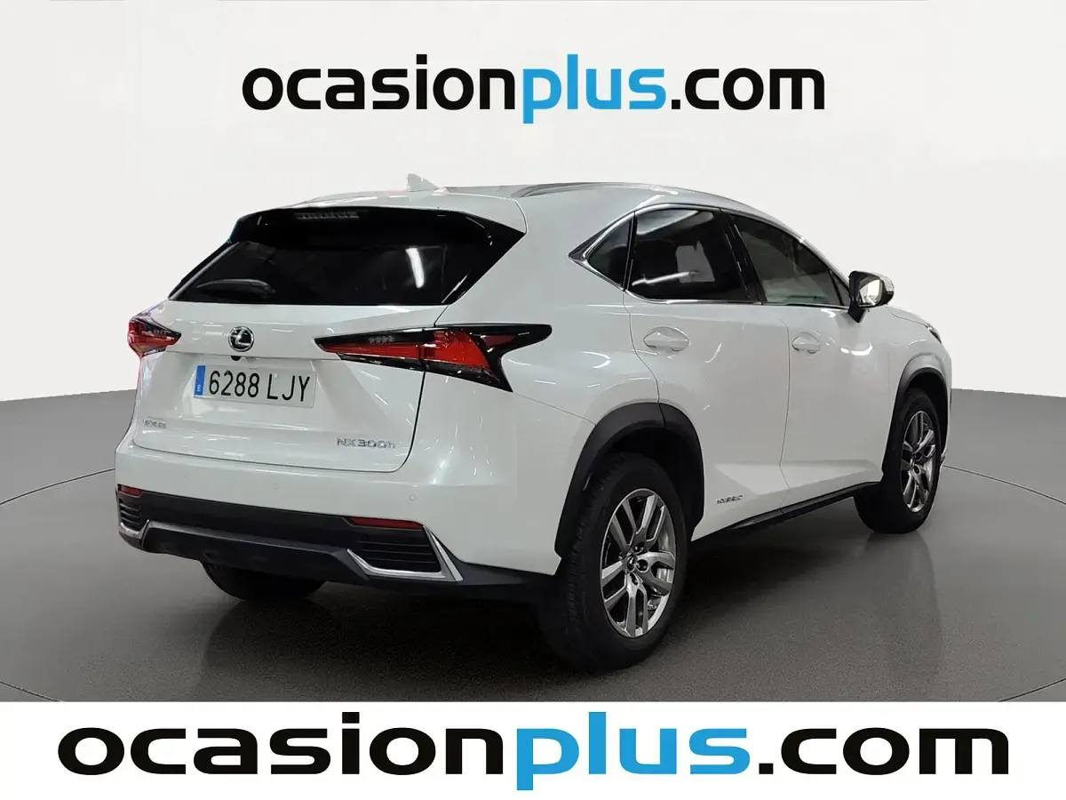 Usado Lexus NX300h Executive Line 197 CV (144 kW) 2020 Blanco SUV