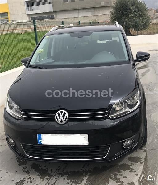 Usado VW Touran Advance 140 CV (102 kW) 2012 Negro Monovolumen