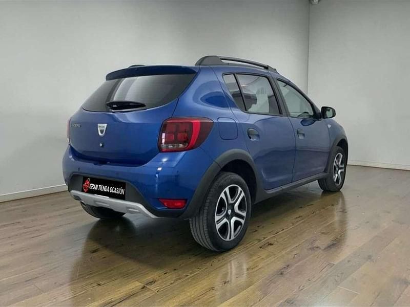 Usado Dacia Sandero 94 CV (69 kW) 2020 Azul Utilitario