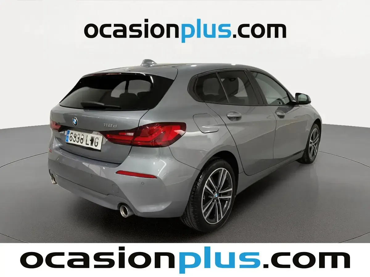 Usado BMW 118 150 CV (110 kW) 2022 Gris Utilitario