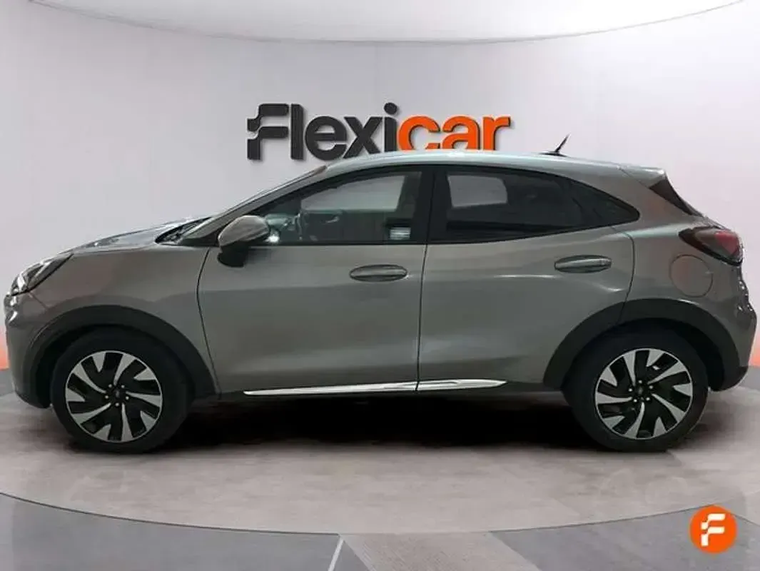 Usado Ford Puma Titanium 125 CV (91 kW) 2024 Gris SUV