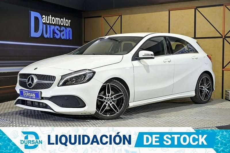 Blanco Usado 2018 Mercedes A180 Utilitario | 18.991 € (Un poco caro) - Imagen 1/4