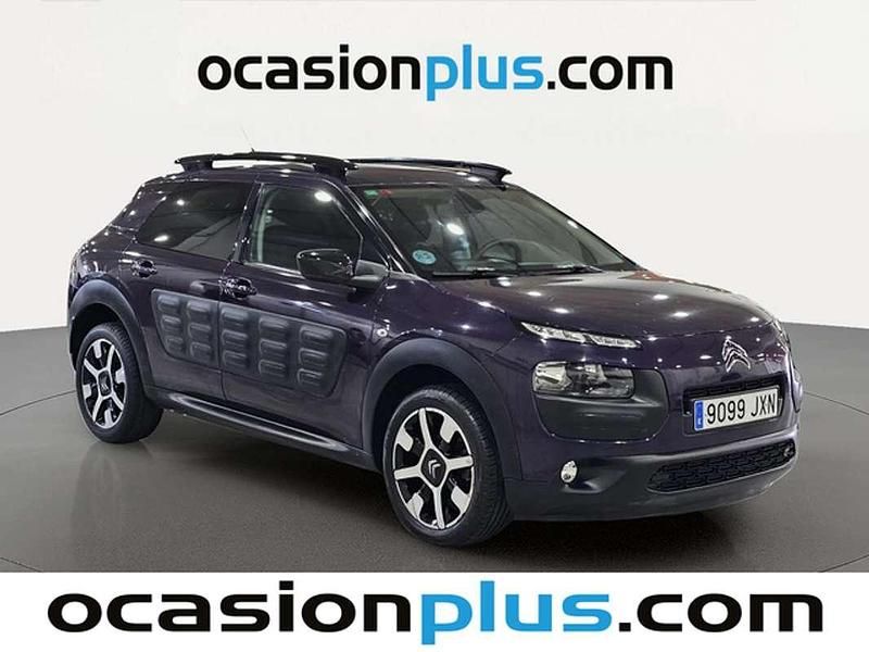 Usado Citroën C4 Cactus Shine 100 CV (73 kW) 2017 Burdeos Utilitario