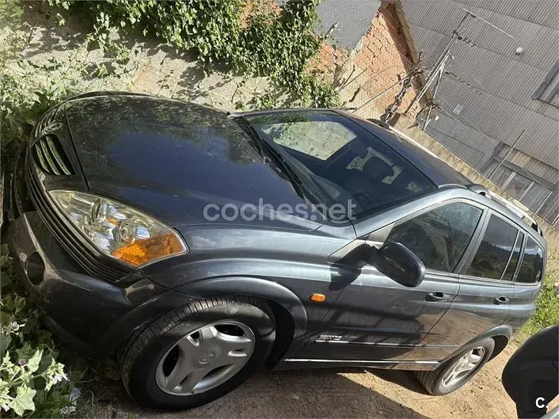 Usado SsangYong Kyron Limited 141 CV (103 kW) 2007 Negro SUV