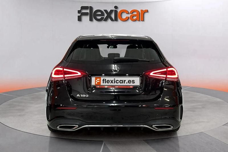 Usado Mercedes A180 136 CV (100 kW) 2021 Negro Berlina