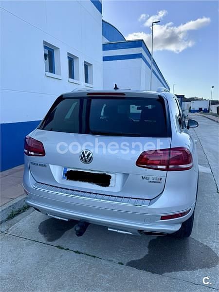 Usado VW Touareg 245 CV (180 kW) 2014 Gris / plata SUV