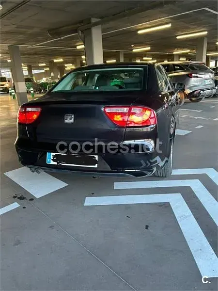Usado Seat Exeo Style 120 CV (88 kW) 2011 Negro Berlina