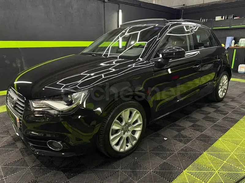 Usado Audi A1 Sportback Ambition 90 CV (66 kW) 2012 Negro Utilitario