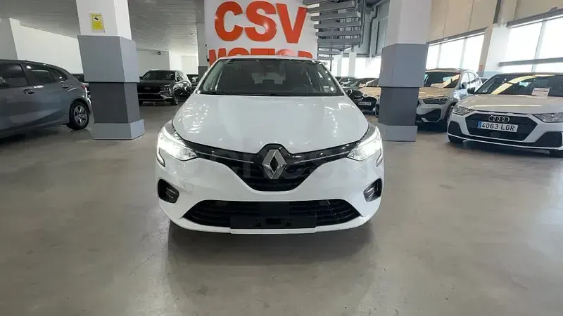 Usado Renault Clio V Evolution 143 CV (105 kW) 2023 Blanco Berlina