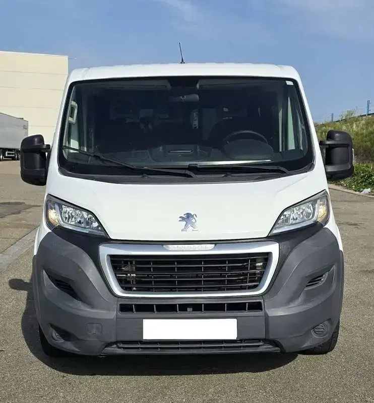 Usado Peugeot Boxer 110 CV (80 kW) 2015 Blanco Van