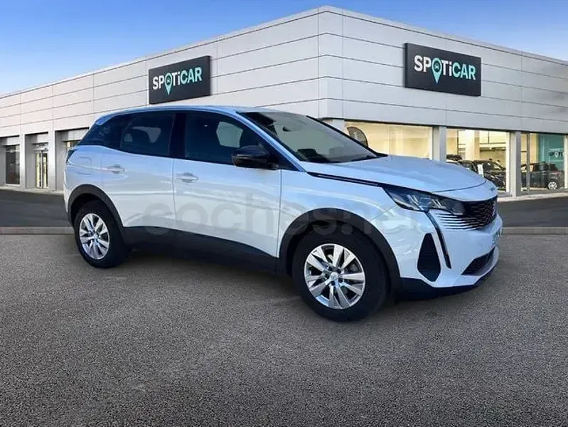 Usado Peugeot 3008 Active 130 CV (95 kW) 2023 Blanco SUV