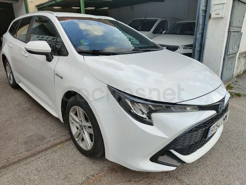 Usado Toyota Corolla Business Edition 122 CV (89 kW) 2021 Blanco Familiar