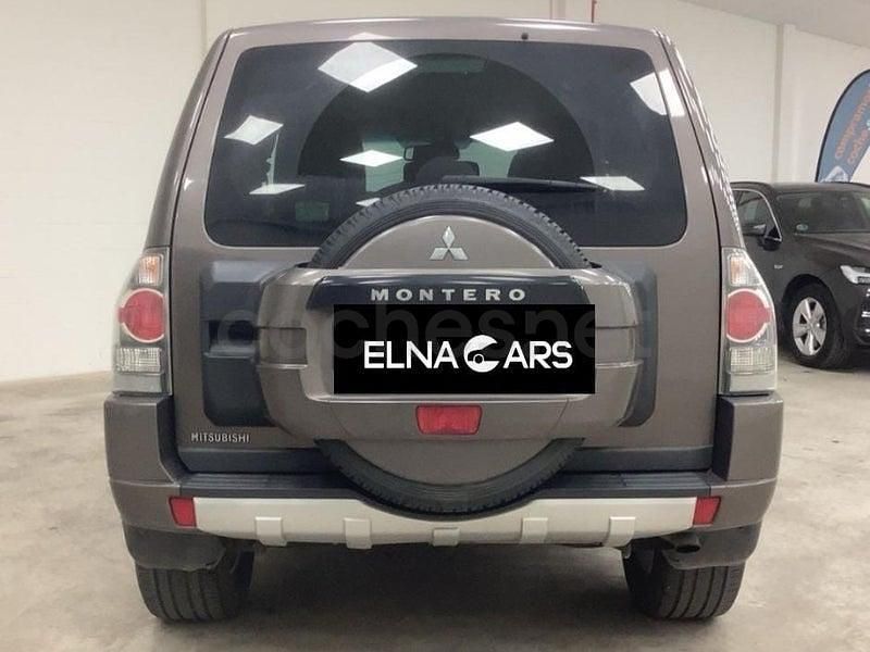 Usado Mitsubishi Montero 190 CV (139 kW) 2015 Marrón SUV