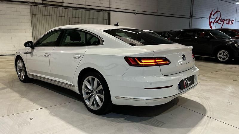 Usado VW Arteon Elegance 150 CV (110 kW) 2020 Blanco Coupe