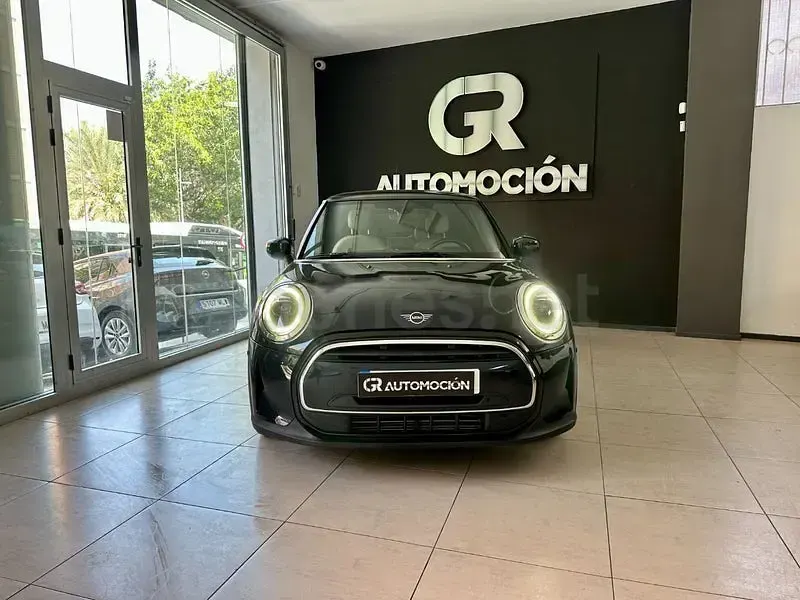 Usado Mini Cooper 136 CV (100 kW) 2022 Azul Utilitario