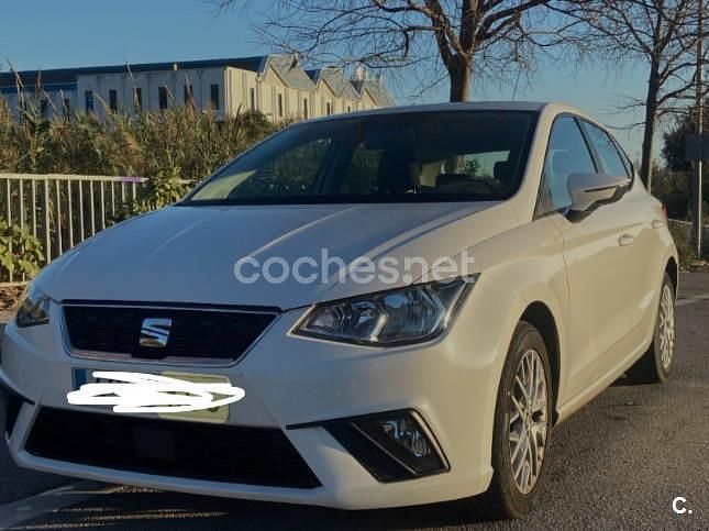 Usado Seat Ibiza Style 95 CV (69 kW) 2017 Blanco Berlina