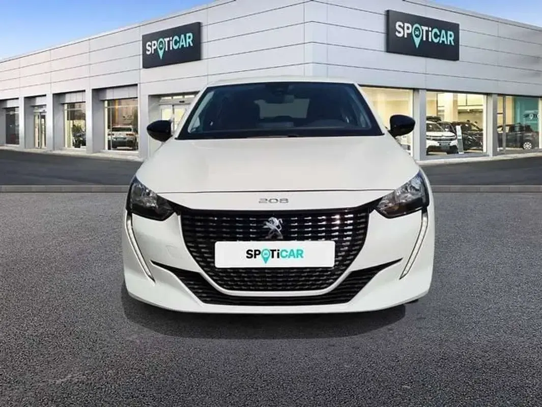 Usado Peugeot 208 Active 101 CV (74 kW) 2022 Blanco Utilitario