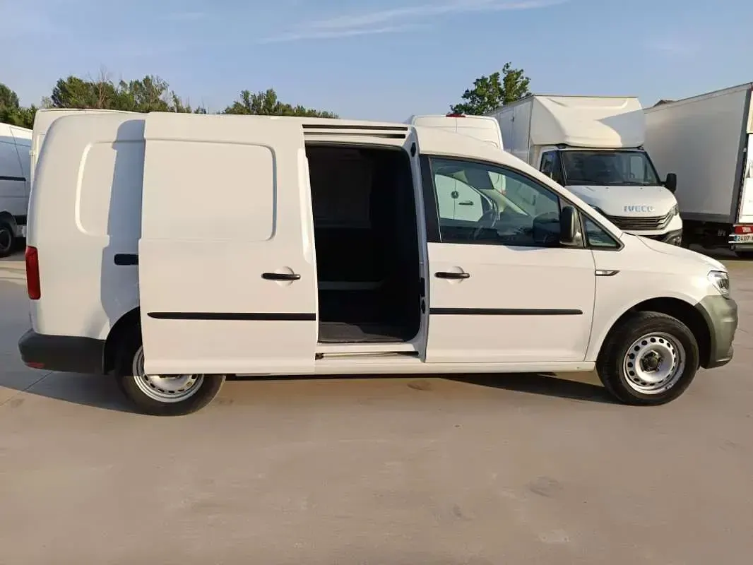 Usado VW Caddy Maxi 83 kW (113 CV) 2021 Blanco Monovolumen