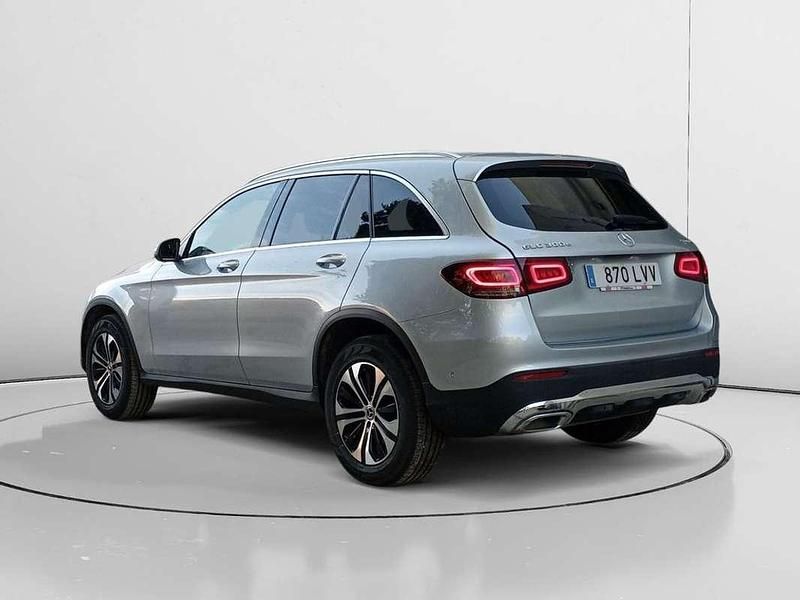 Usado Mercedes GLC350 320 CV (235 kW) 2022 Gris SUV