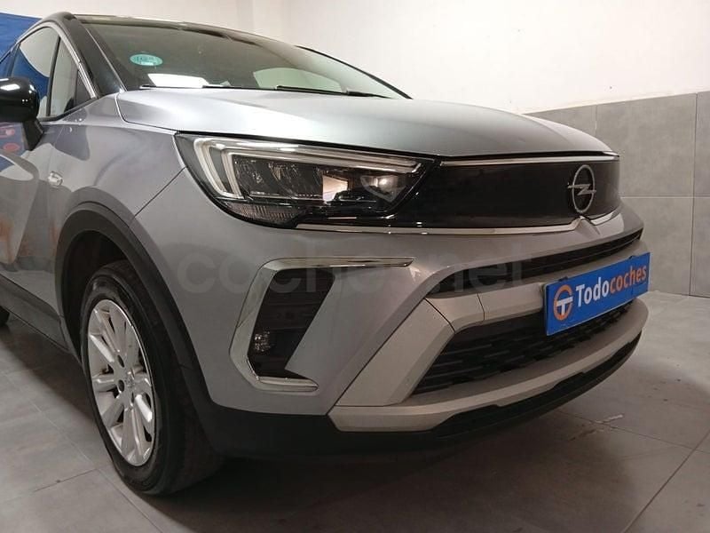 Usado Opel Crossland Business Elegance 120 CV (88 kW) 2021 Gris / plata SUV