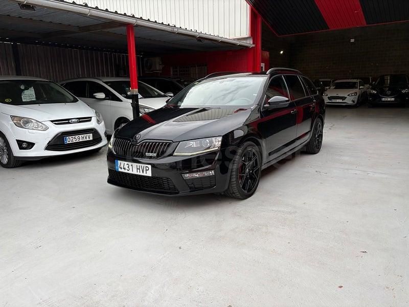 Usado Skoda Octavia RS 184 CV (135 kW) 2014 Negro Utilitario