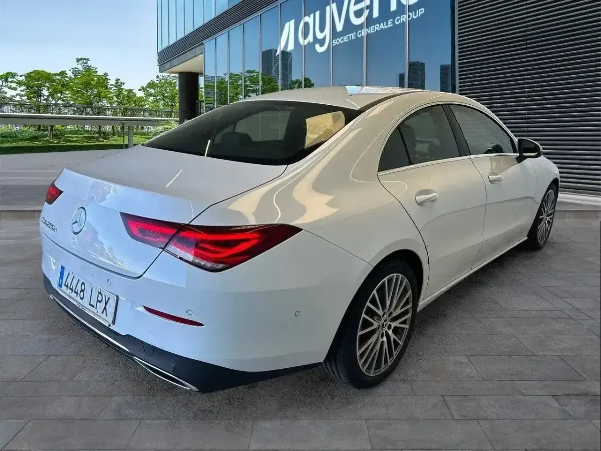 Usado Mercedes CLA200 150 HP (110 kW) 2021 Branco Sedan