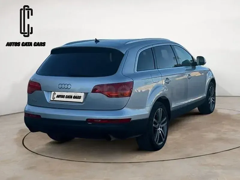 Usado Audi Q7 233 CV (171 kW) 2006 Gris / plata SUV