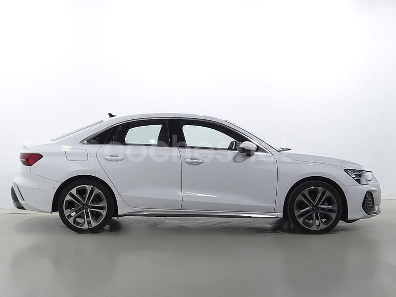 Usado Audi A3 S-Line 150 CV (110 kW) 2024 Blanco Berlina