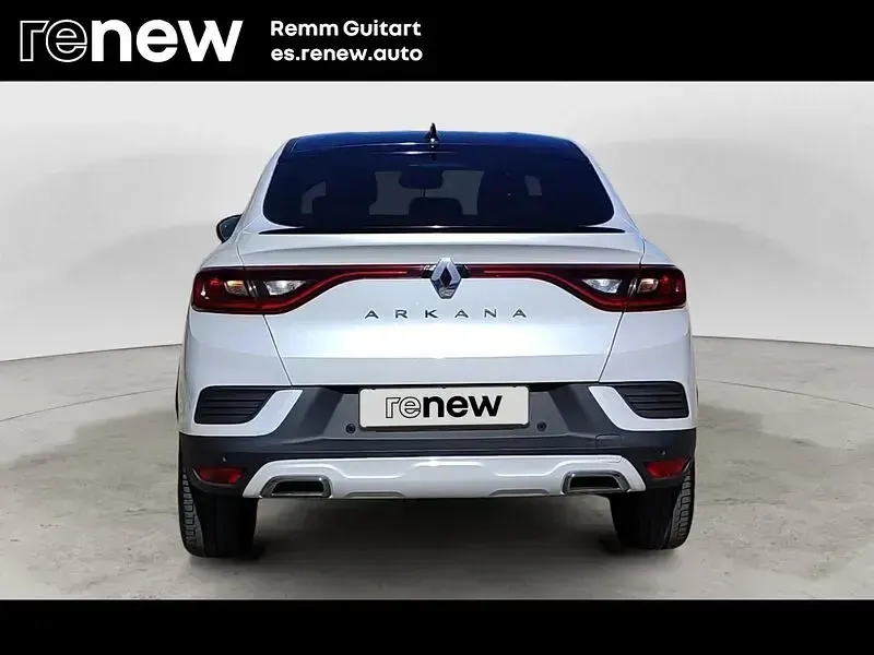 Käytetty Renault Arkana R.S. 160 HP (117 kW) 2023 Valkoinen Katumaasturi