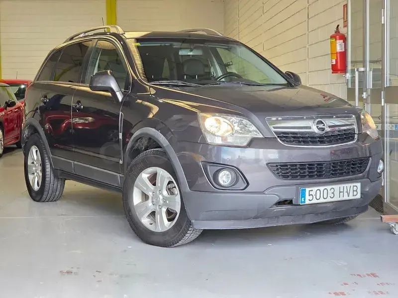 Usado Opel Antara Selective 163 CV (119 kW) 2014 Gris / plata SUV