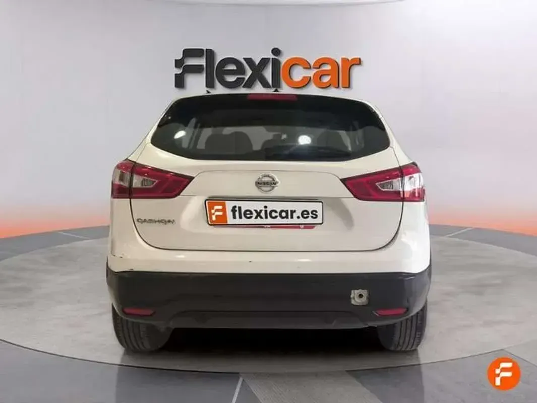 Usado Nissan Qashqai Acenta 110 CV (80 kW) 2017 Blanco SUV