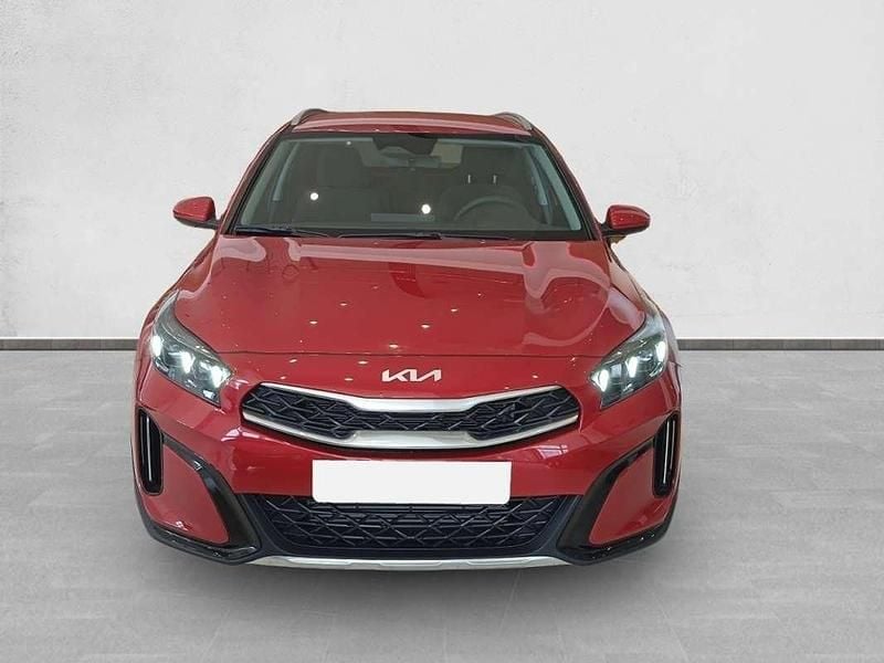 Nuevo Kia XCeed 101 CV (74 kW) 2025 Rojo SUV