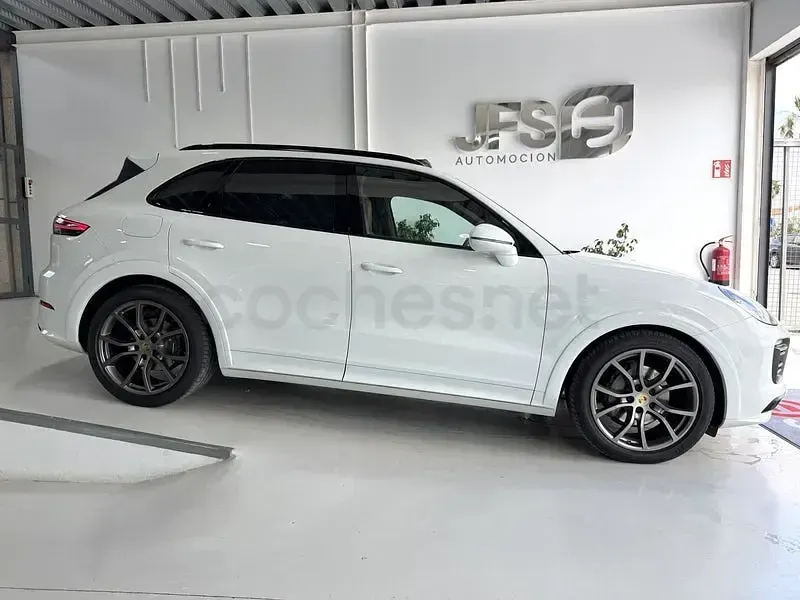 Usado Porsche Cayenne 340 CV (250 kW) 2019 Blanco SUV