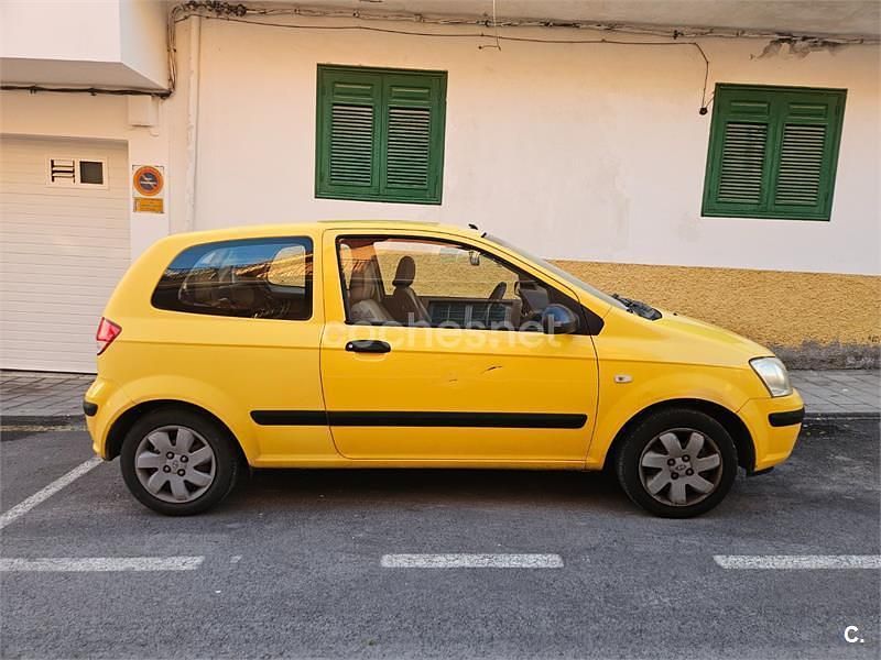 Usado Hyundai Getz 63 CV (46 kW) 2006 Amarillo Utilitario