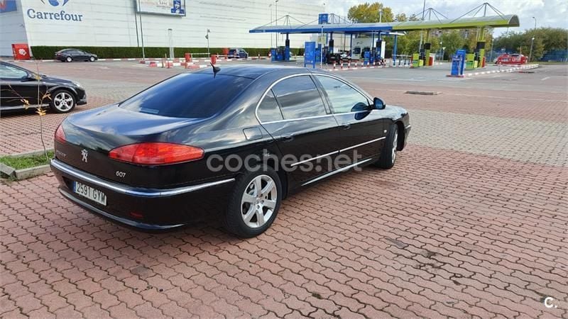 Negro Usado 2010 Peugeot 607 Berlina | 5500 € - Imagen 1/4