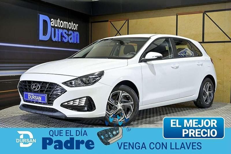Usado Hyundai i30 116 CV (85 kW) 2021 Blanco Utilitario