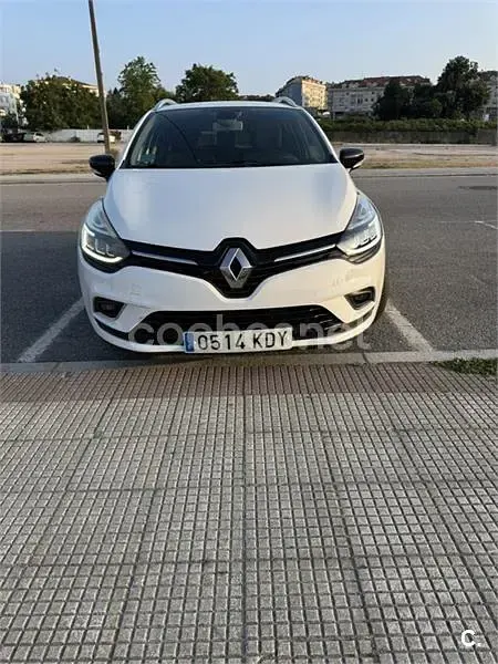 Usado Renault Clio LIMITED 90 CV (66 kW) 2017 Blanco Familiar