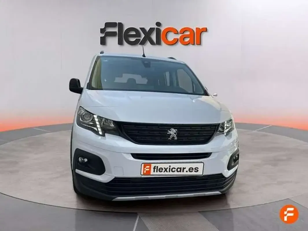 Usado Peugeot Rifter Allure 99 CV (72 kW) 2023 Blanco Monovolumen