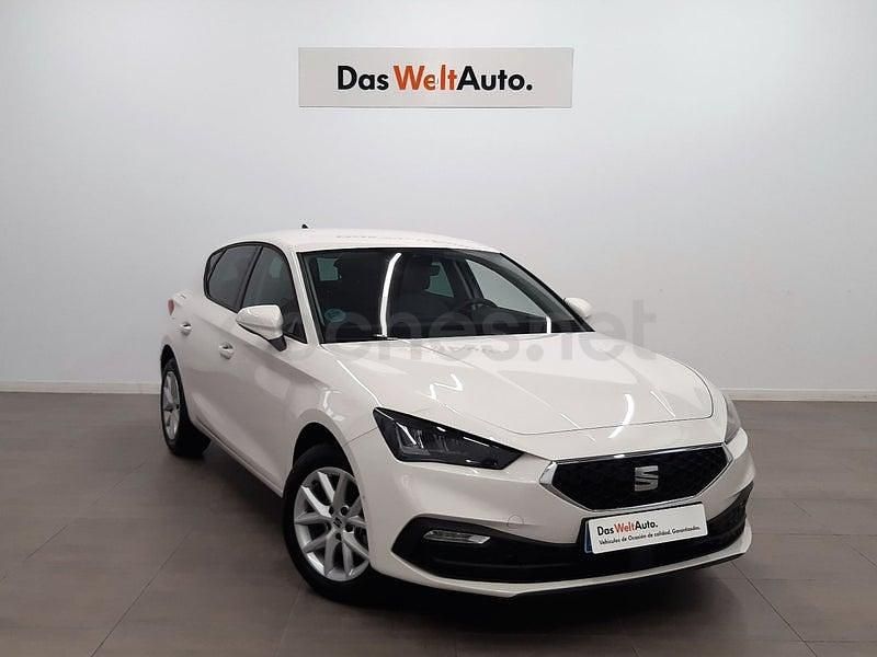 Usado Seat Leon Style 116 CV (85 kW) 2025 Blanco Berlina