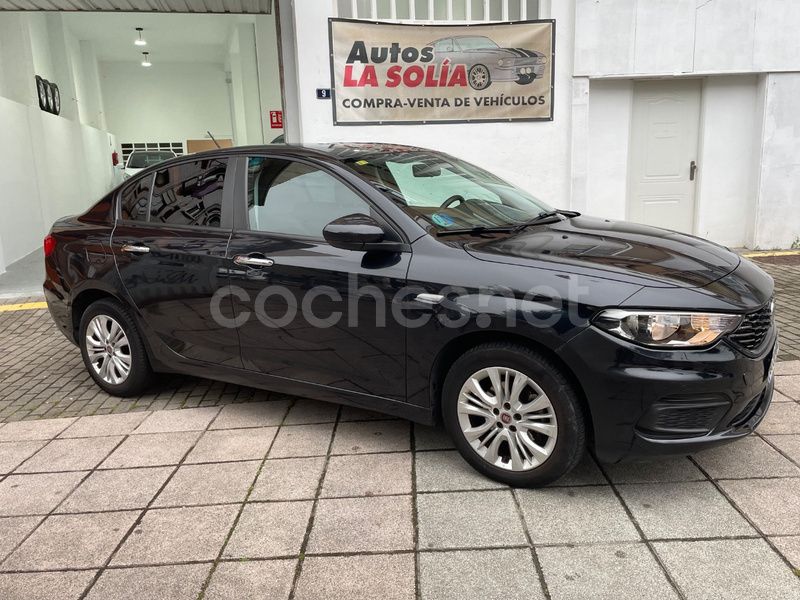 Negro Usado 2018 Fiat Tipo Easy Berlina | 7500 € (Precio justo) - Imagen 1/4