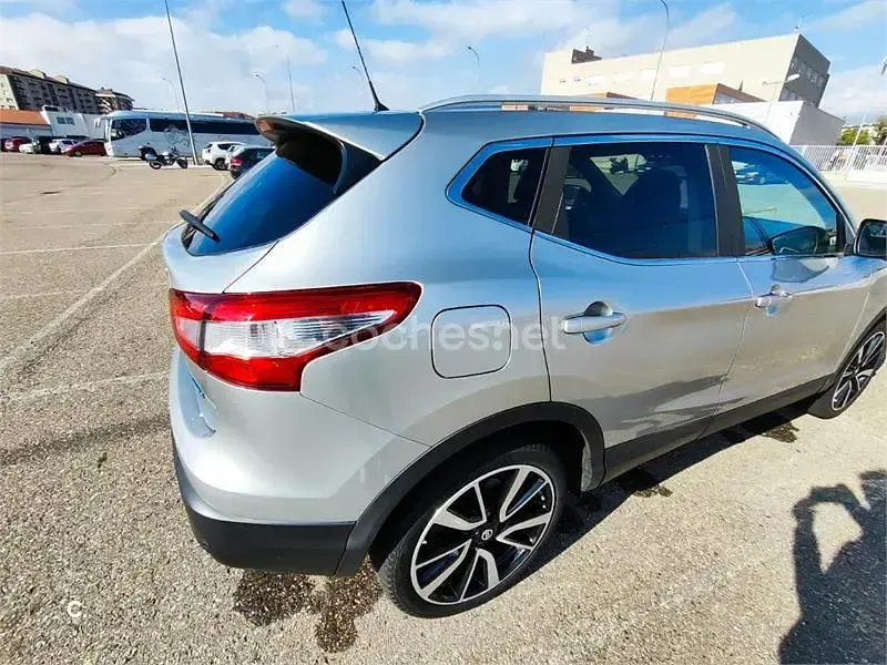Usado Nissan Qashqai Premium Edition 110 CV (80 kW) 2014 Blanco SUV