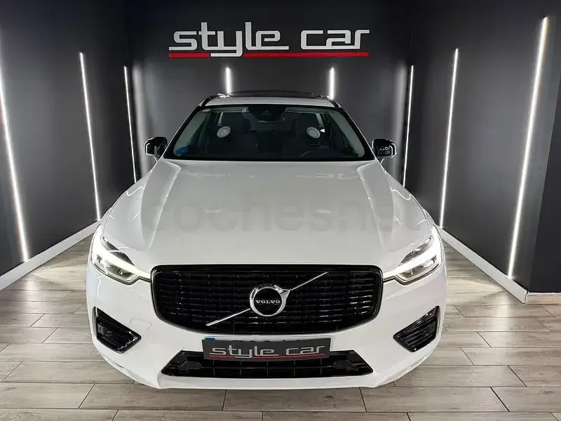 Usado Volvo XC60 R-Design 340 CV (250 kW) 2021 Blanco SUV