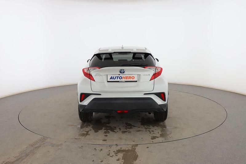 Usado Toyota C-HR Advance 122 CV (89 kW) 2019 Blanco SUV