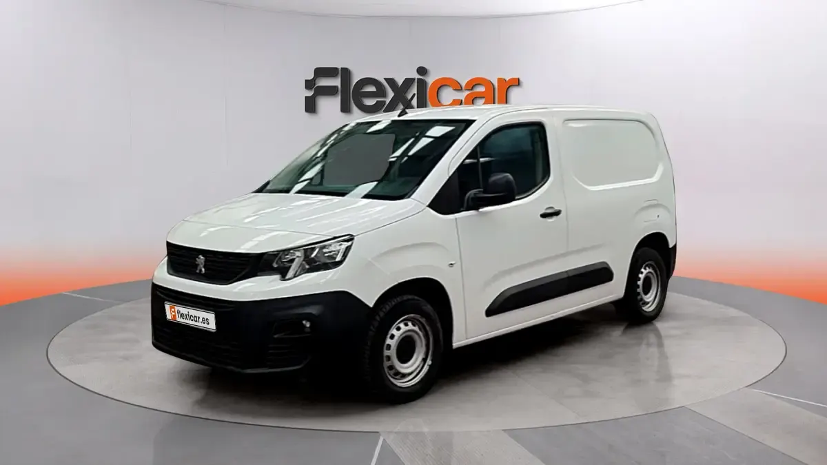 Usado Peugeot Partner 101 CV (74 kW) 2019 Blanco Monovolumen