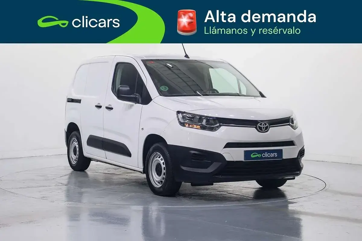 Usado Toyota Proace City City 102 CV (75 kW) 2022 Blanco Monovolumen