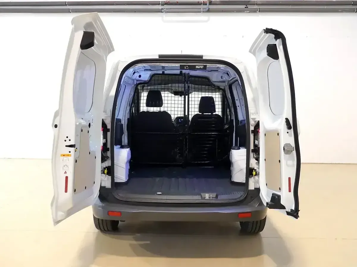 Usado Ford Transit Trend 95 CV (69 kW) 2018 Blanco Van