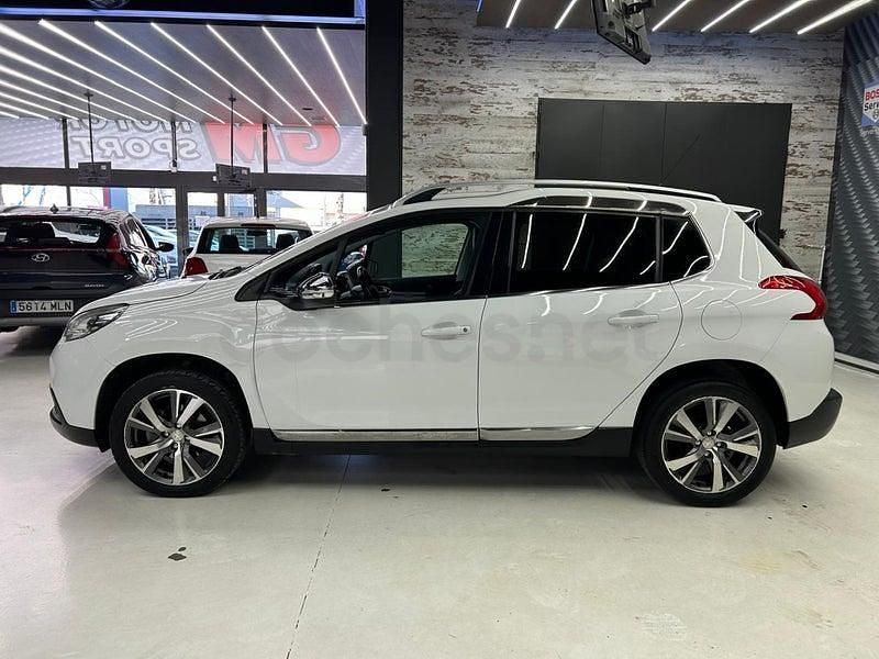 Usado Peugeot 2008 Allure 120 CV (88 kW) 2016 Blanco SUV